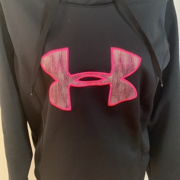 Under Armour Cold  gear hoodie size M black/pink like new - Picture 7 of 9